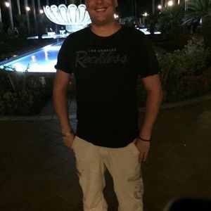 Meet your Posher, Eric